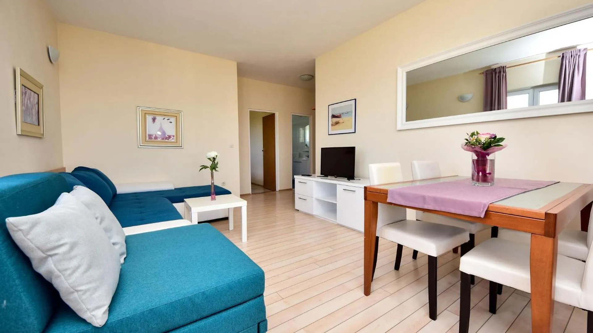Dinjiška Apartment Melandura-8 By Interhome